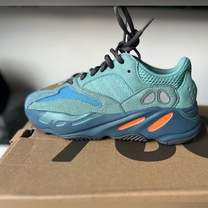 Yeezy Boost 700 Faded Azure Women’s 6. Tried on once.